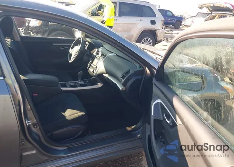 2015 Nissan Altima 2.5 Sv from USA, damaged, VIN 1N4AL3AP4FC173428